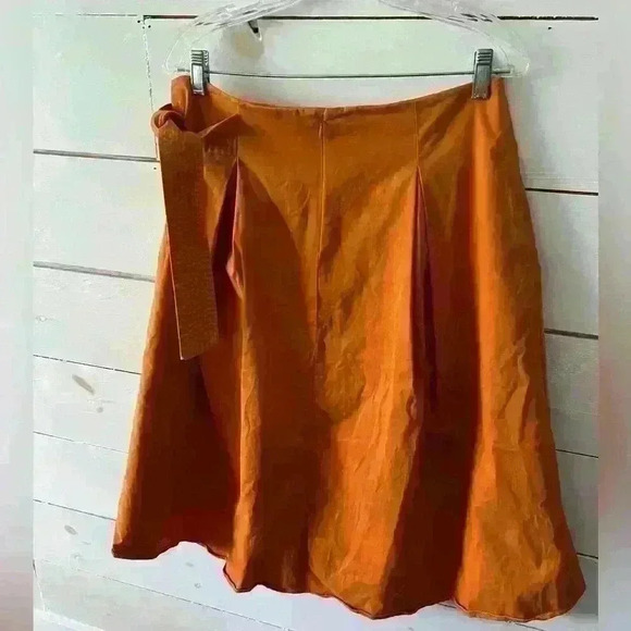 Antonio Melani size 12 skirt, rust orange color, heavy fabric, fall staple, EUC - Picture 4 of 5